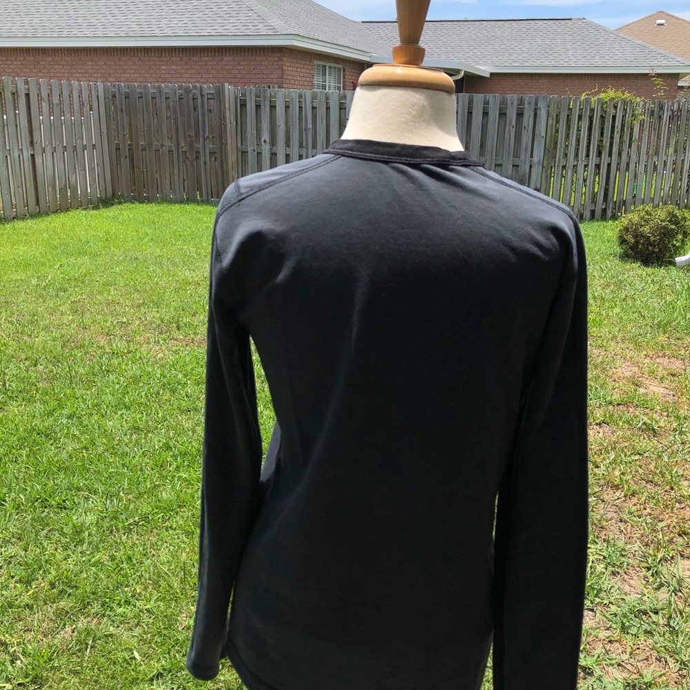 Lululemon reversible Concurrent LS - Picture 5 of 6